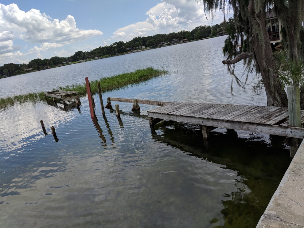Inspiration for a coastal deck remodel in Jacksonville