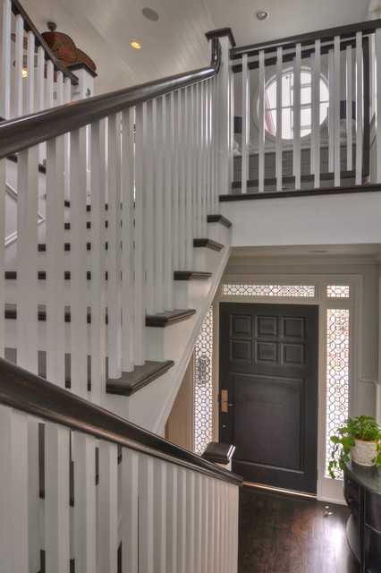 Freestone Residence clasico-escalera