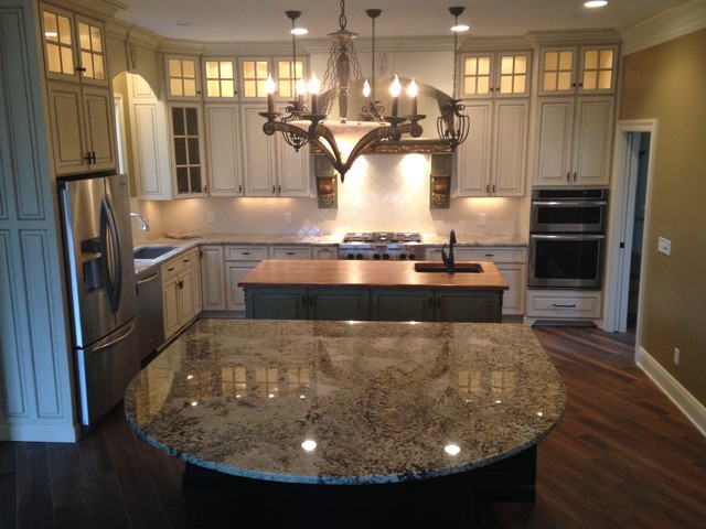 Beautiful new kitchens klassisk-koekken