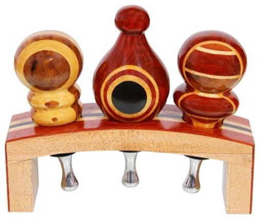 VinoStrumenti  Wine Bottle Stopper Stand for 3 Stoppers