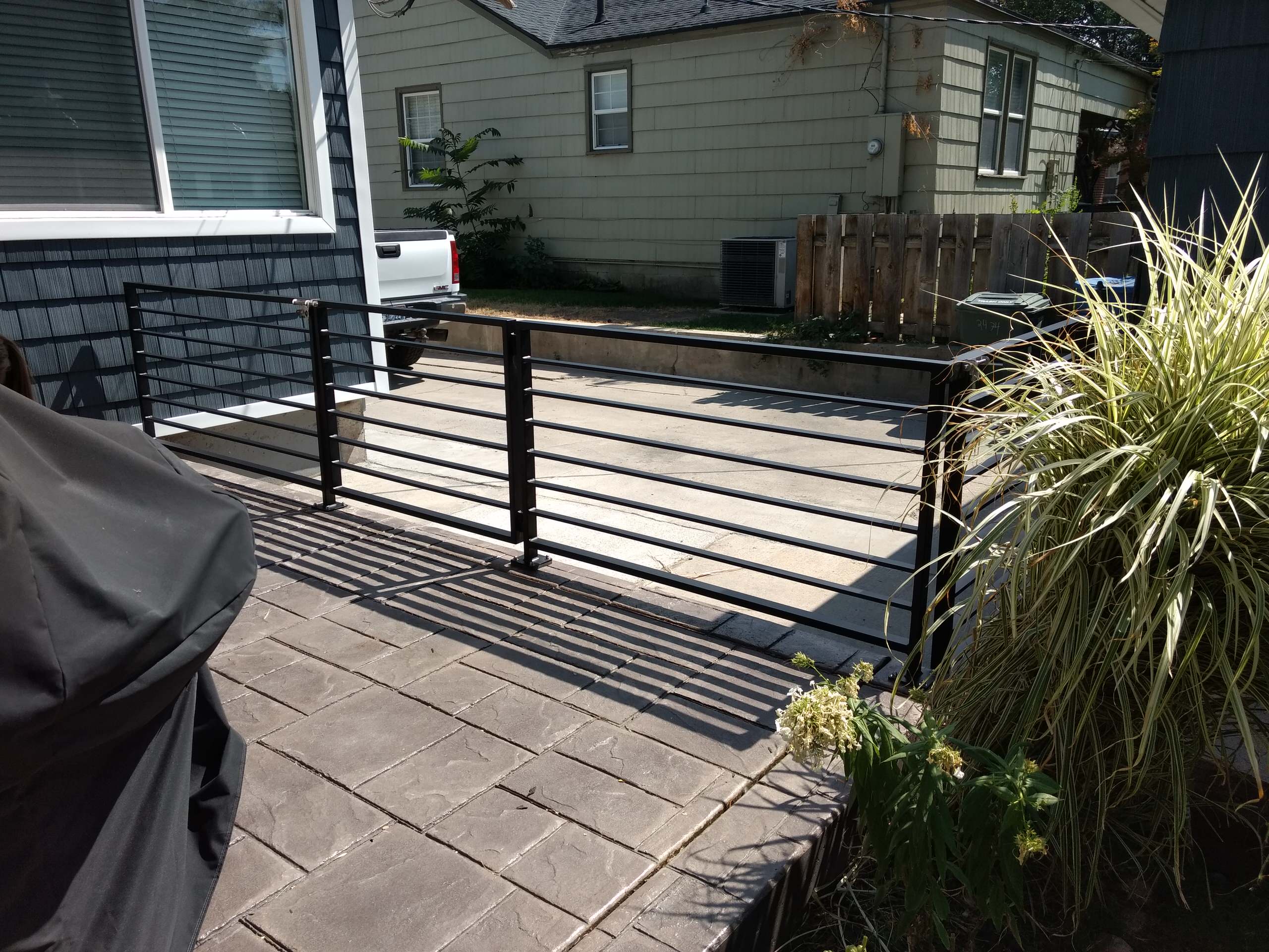 Horizontal Fence & Gates
