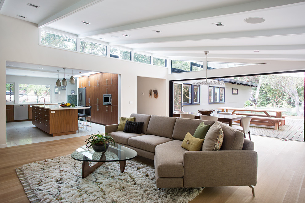 Design ideas for a contemporary family room in San Francisco.