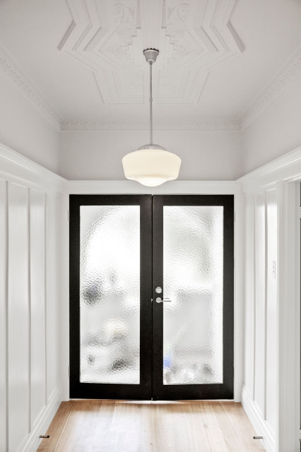 Entry retro-entre