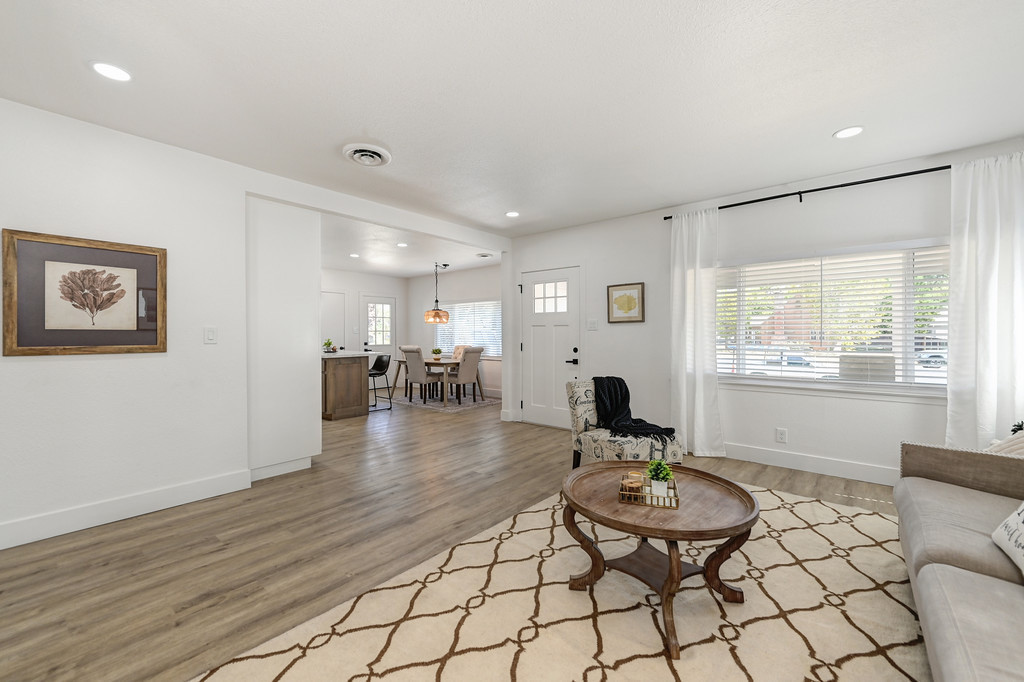 ADU Inspiration for a timeless living room remodel in Citrus Heights CA