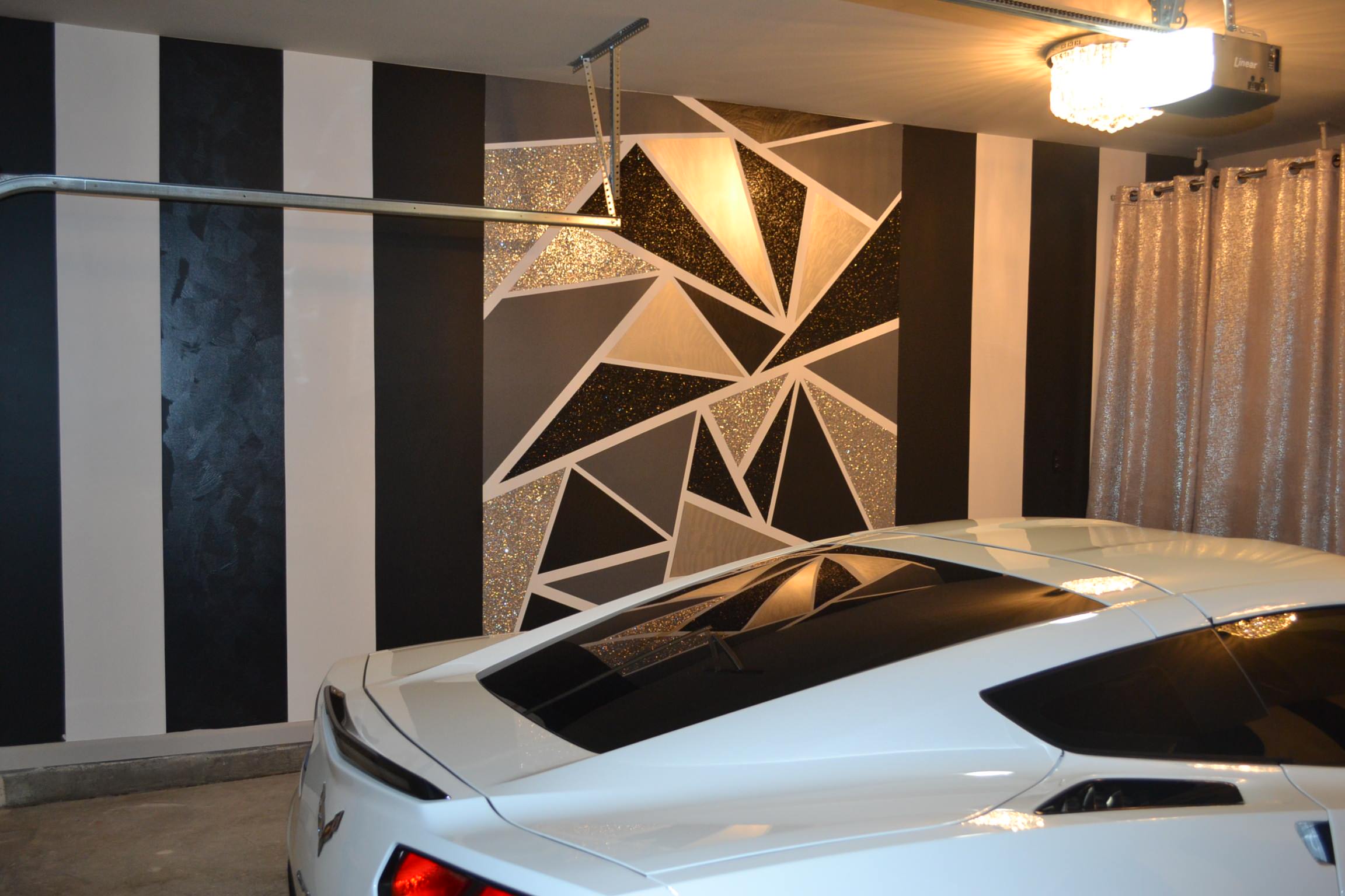 Garage Walls Upgrade w/ Silver Glitter, Black Glitter, & Black Metallic Paint