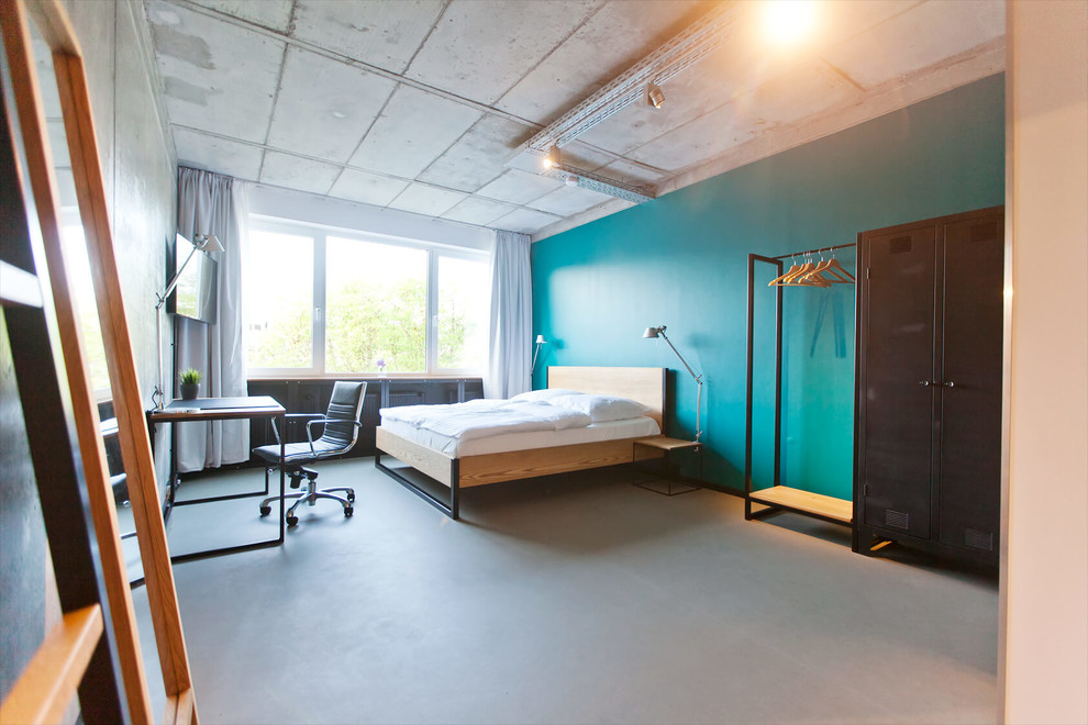 Photo of a modern bedroom in Frankfurt.