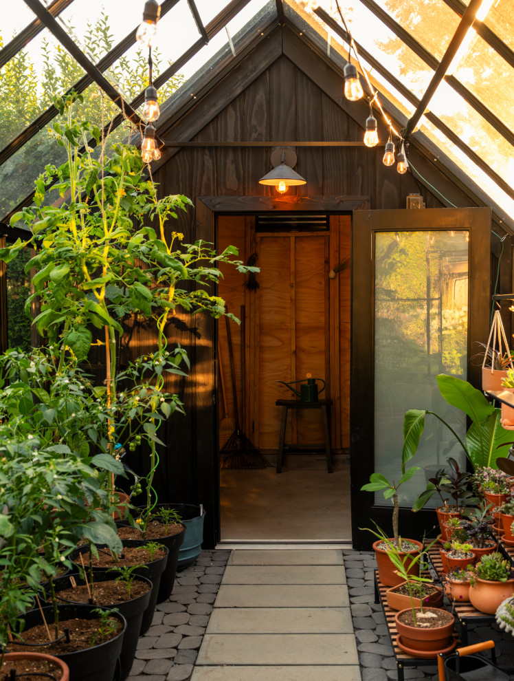 Trendy shed photo in Seattle