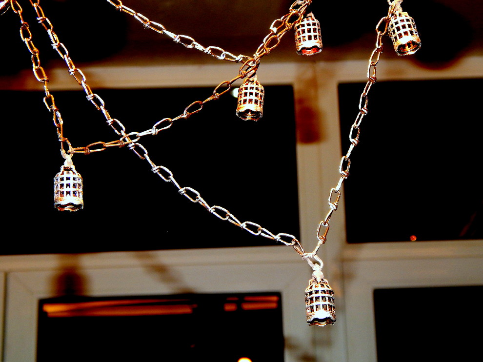 Колокольчиковый корабль, светильник