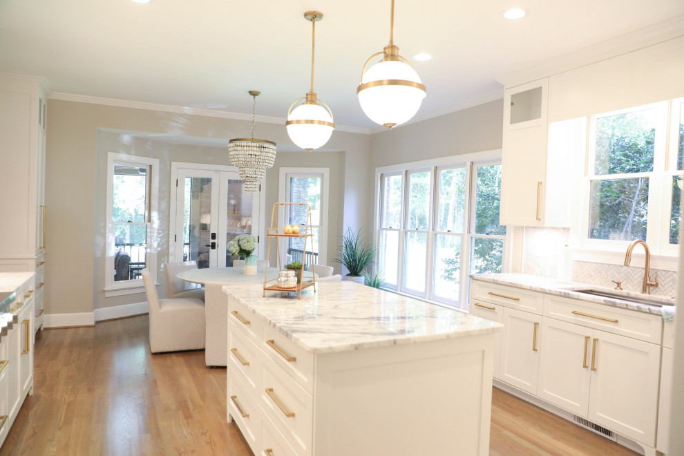 Home design - transitional home design idea