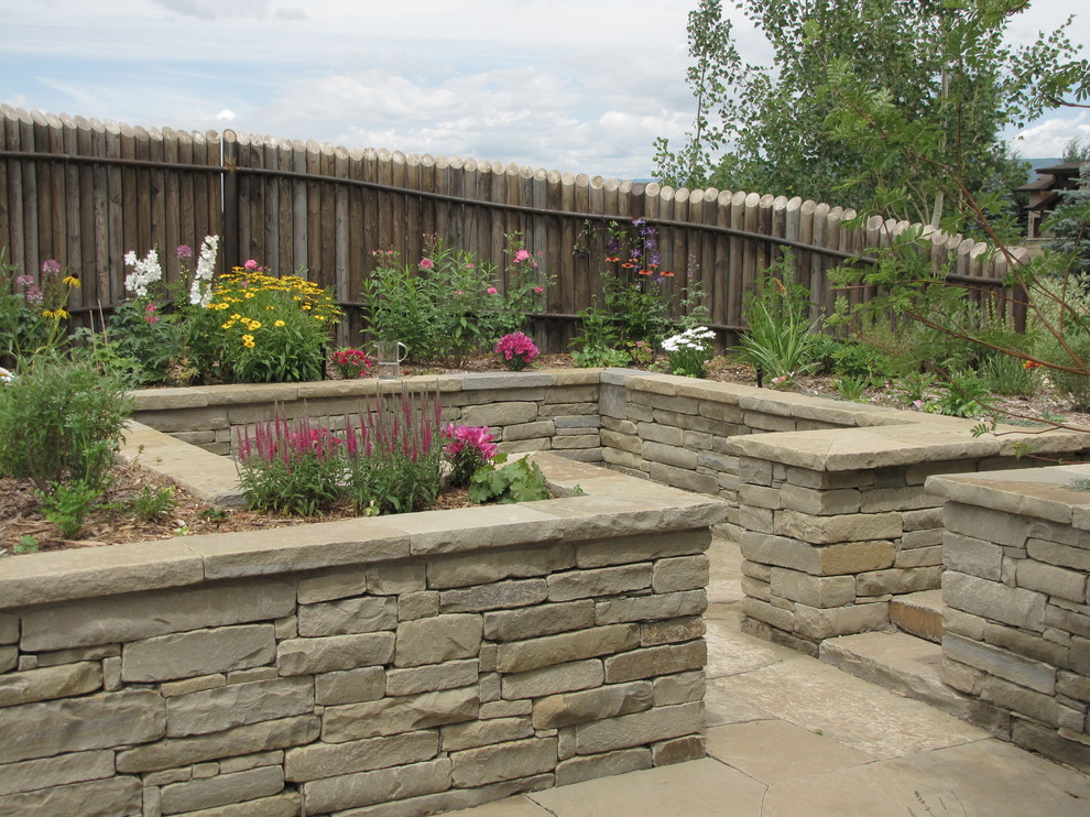 This is an example of a country patio in Denver.