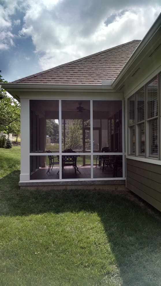 Screened Porches and Patio enclosures Cincinnati von SPECIALTY