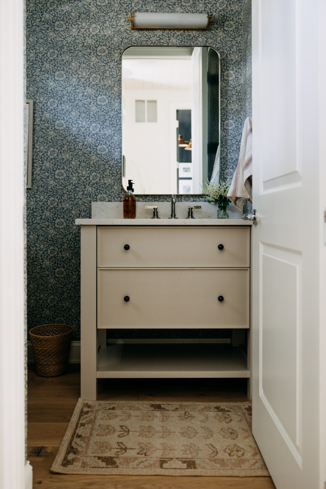 Pretty Little Powder