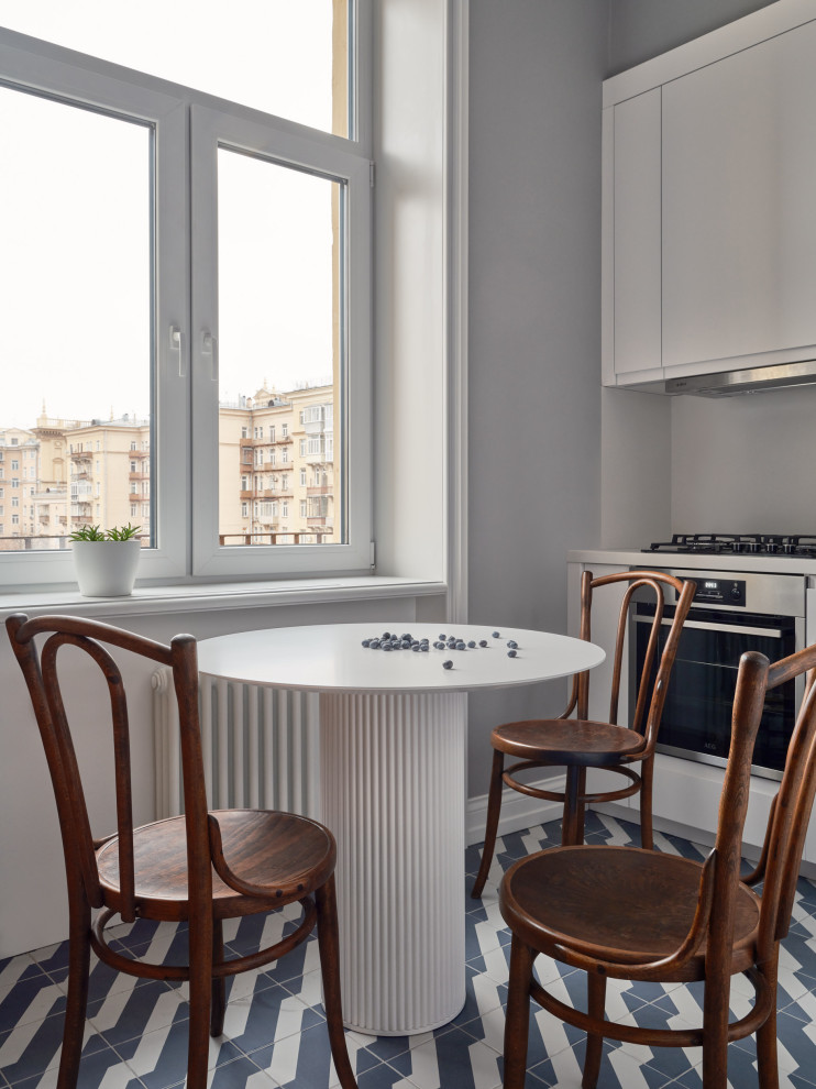 Design ideas for a retro kitchen in Moscow.