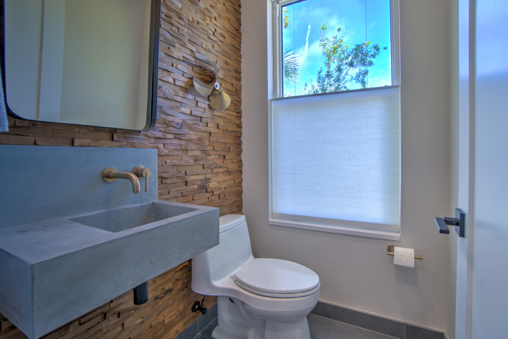 Custom Home - Lake Santa Fe, FL