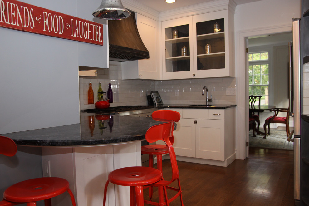 Transitional kitchen photo in Cleveland
