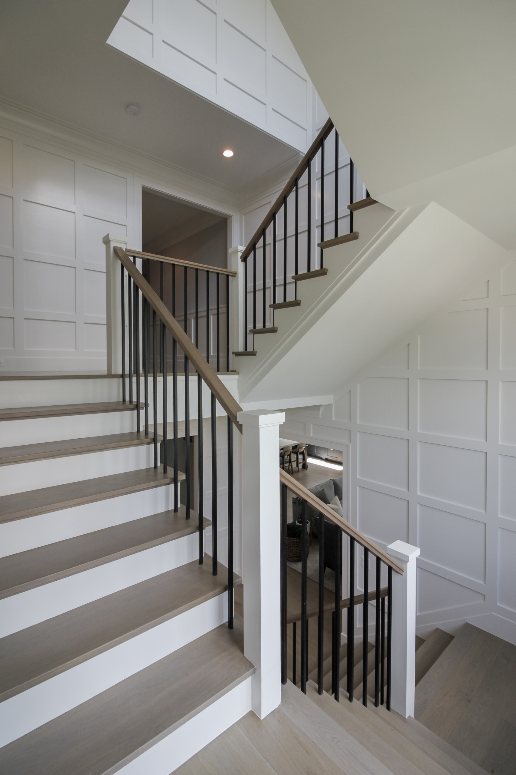 87_Welcoming and Functional Contemporary U-shaped Staircase, Arlington, VA 22207