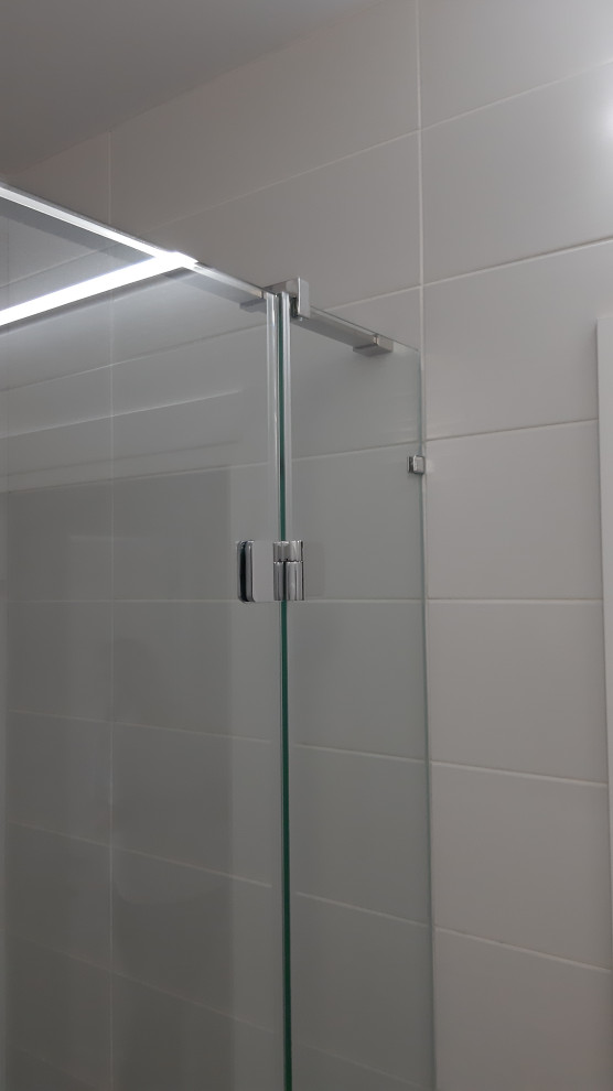 Душевая перегородка г.Екатеринбург, ул Репина 52