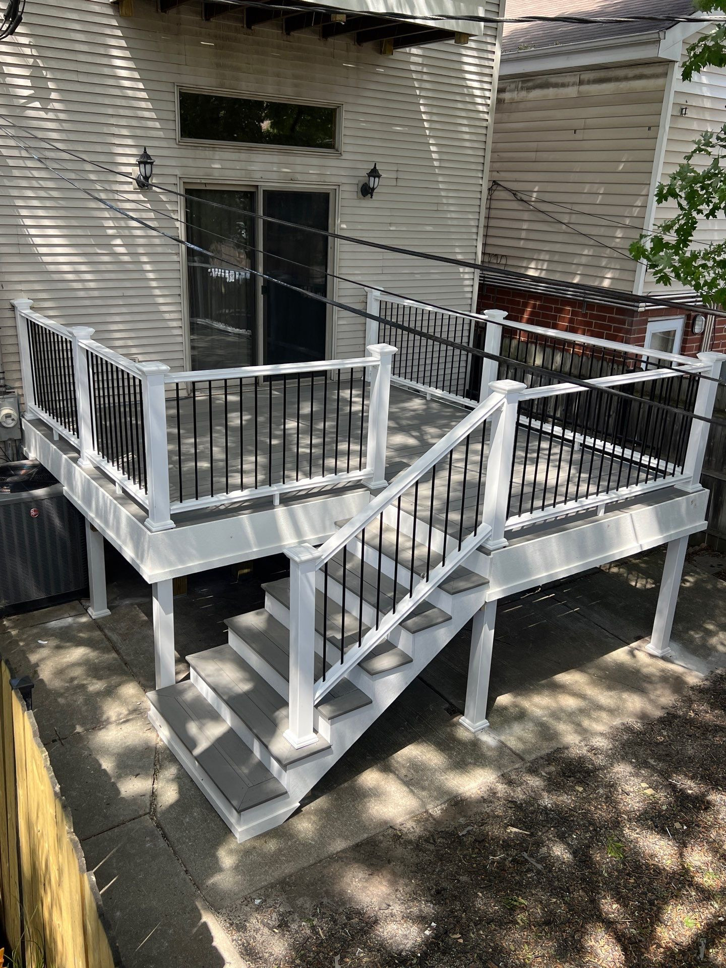 Logan Squere, rear deck