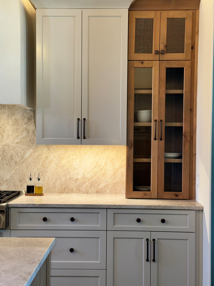 Modern Mediterranean Kitchen