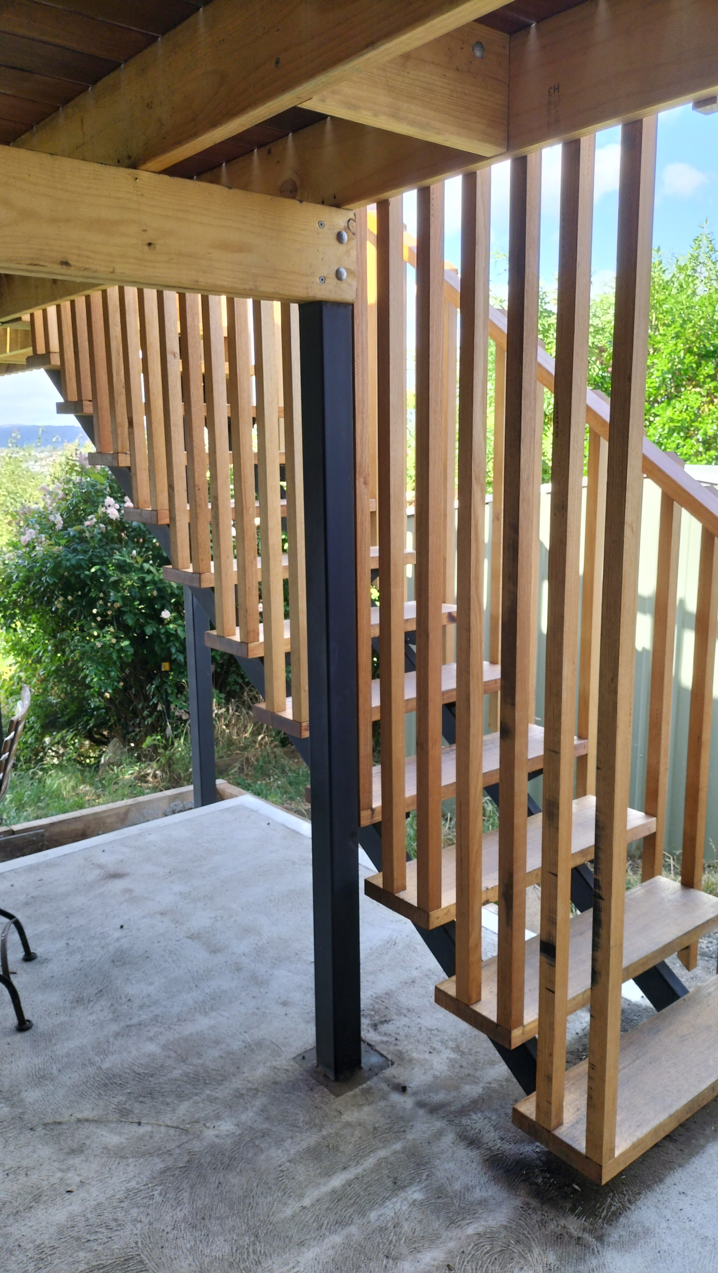 Moonah house deck