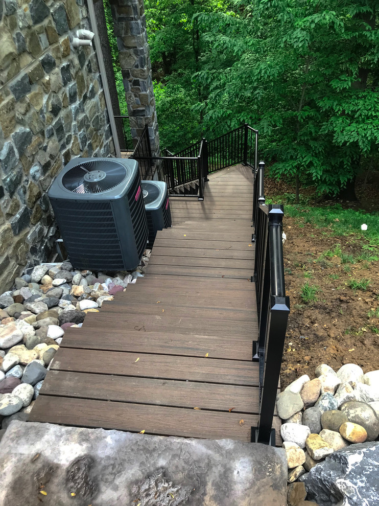 Deck - side yard deck idea
