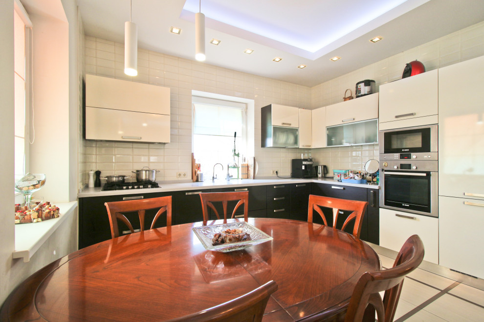 Дом со львами