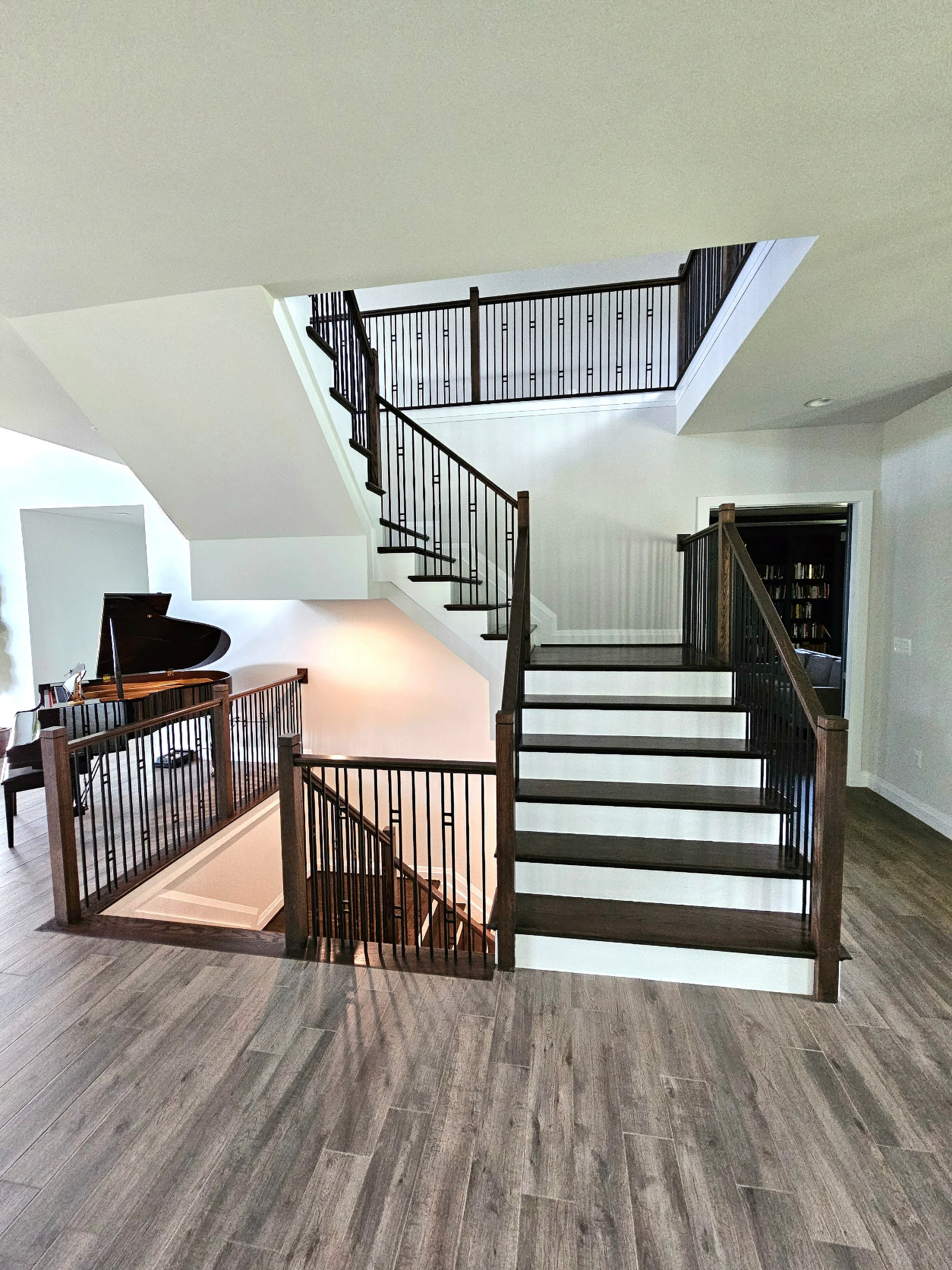 109_Impressive Floating Staircase in Countryside Retreat, Upper Marlboro, MD