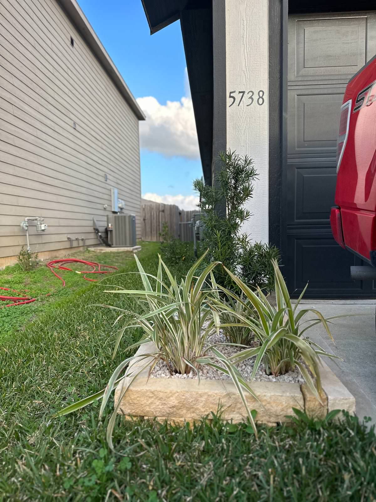 Savanna Pasture Front and Backyard Makeover!