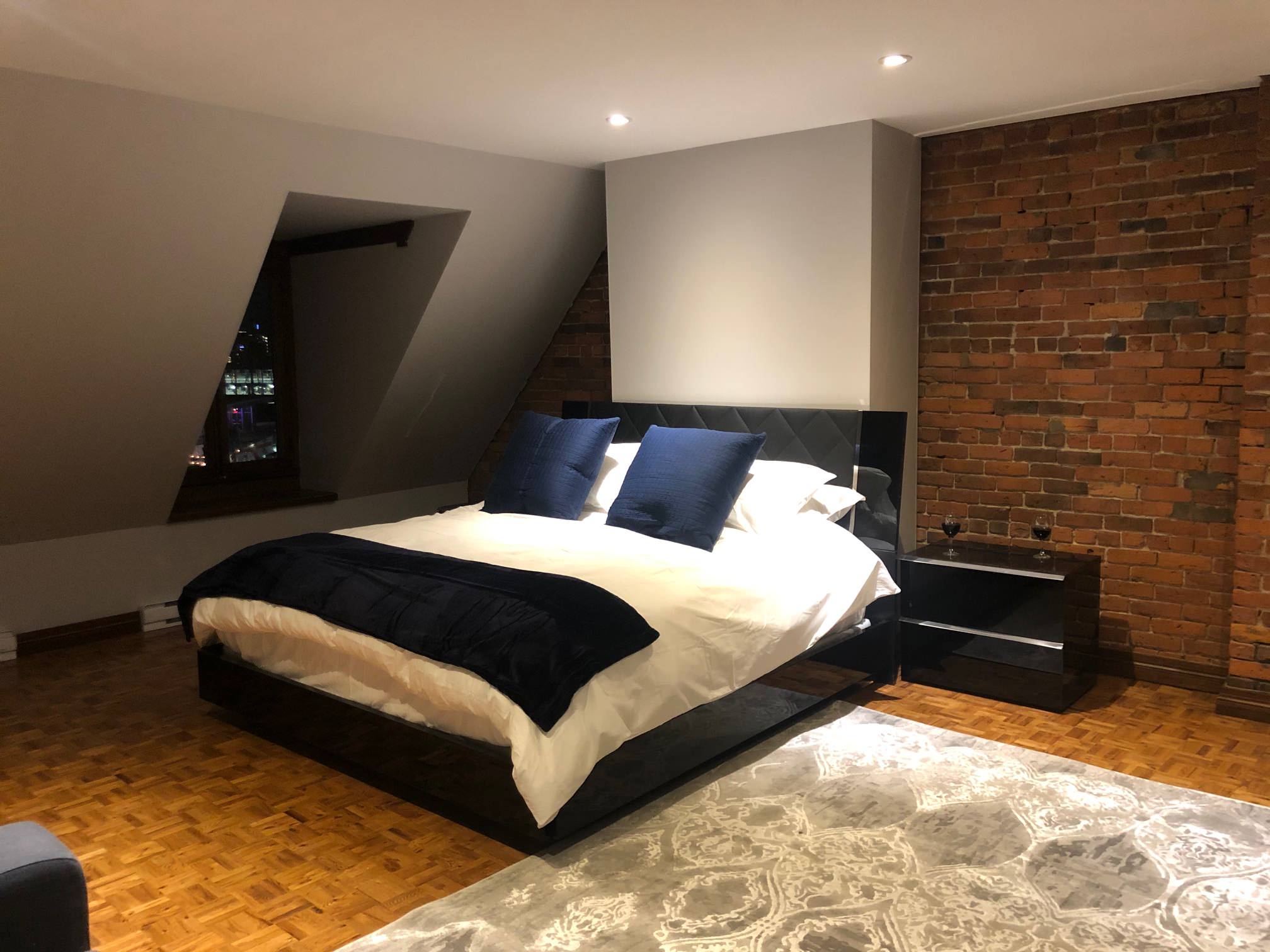 Loft 252 Saint Paul