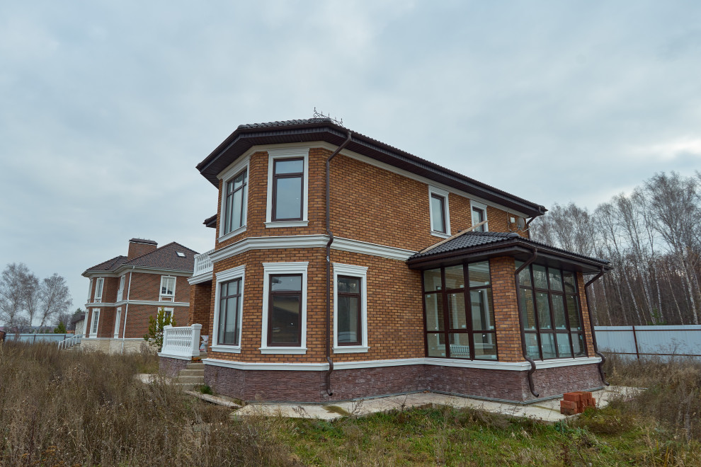 Дом в английском стиле. 255 м^2 г.Казань деревня Зимняя Горка.