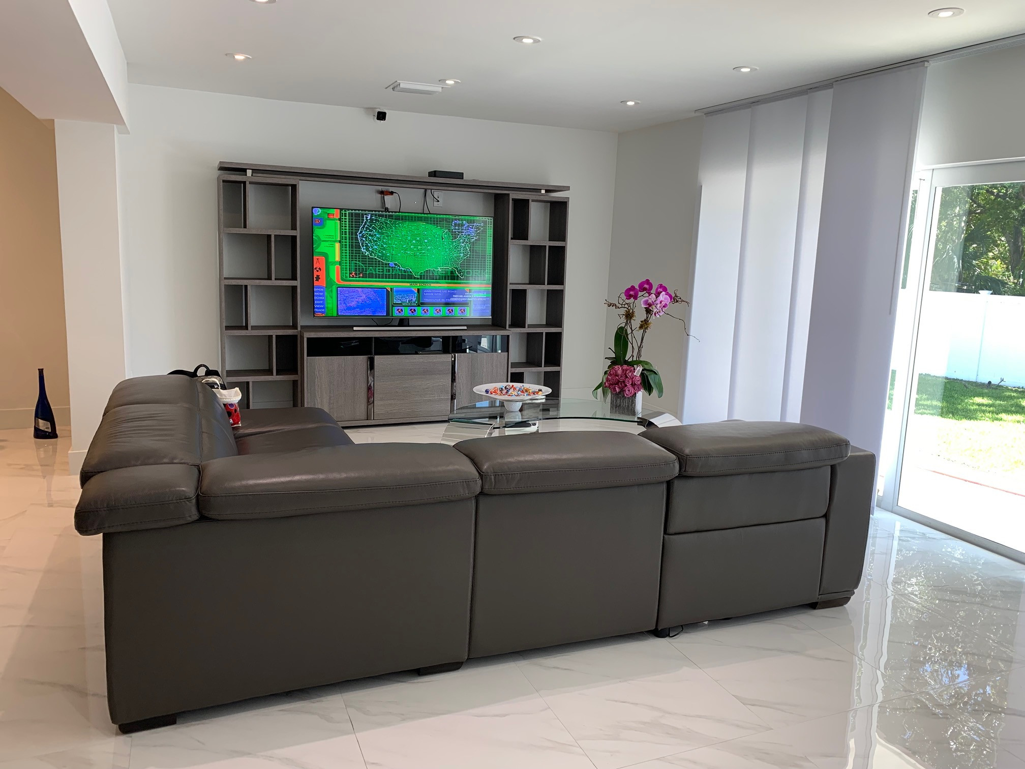 Family room photo in Miami