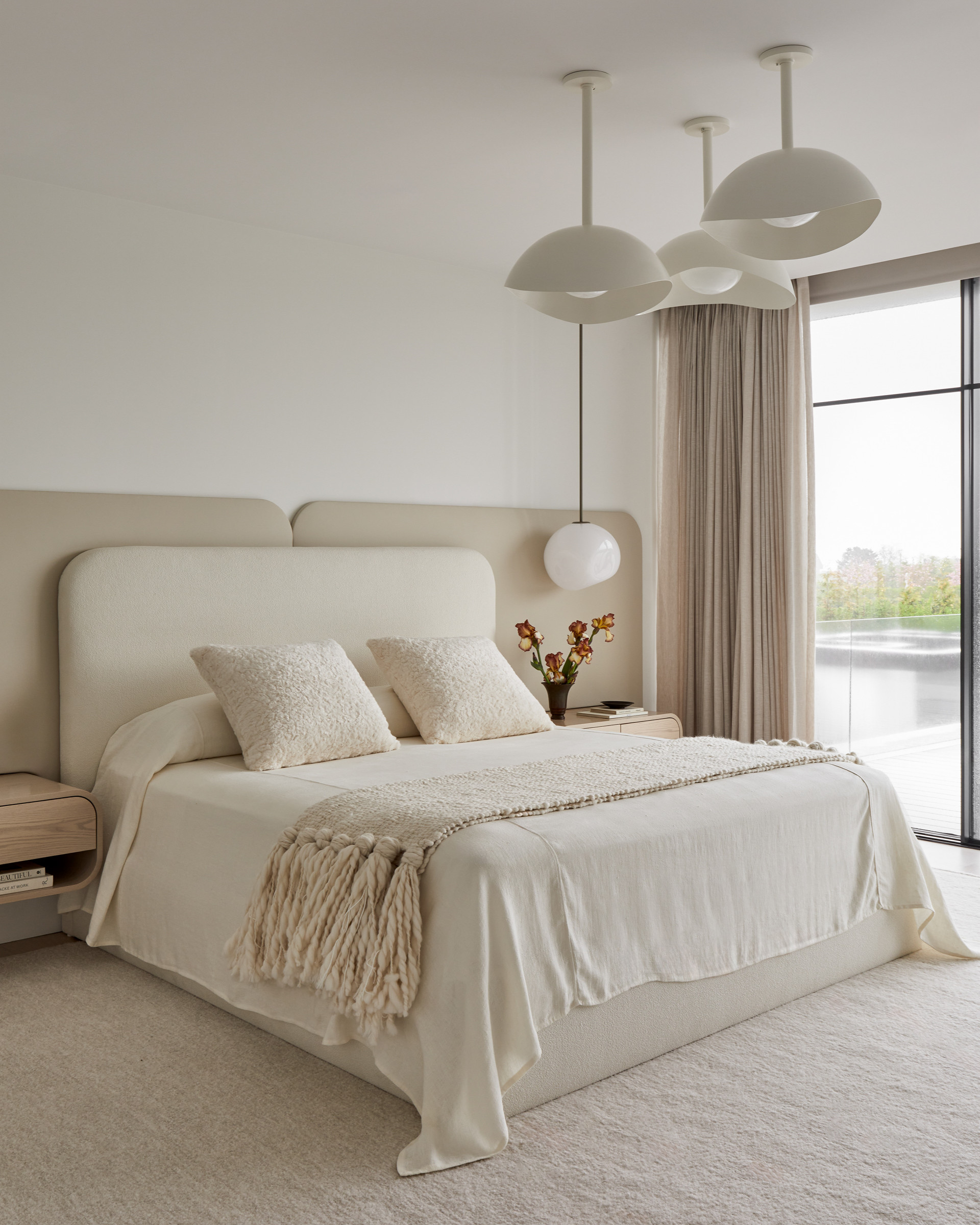 モダンスタイルのおしゃれな寝室のインテリア画像 75選 - 2025