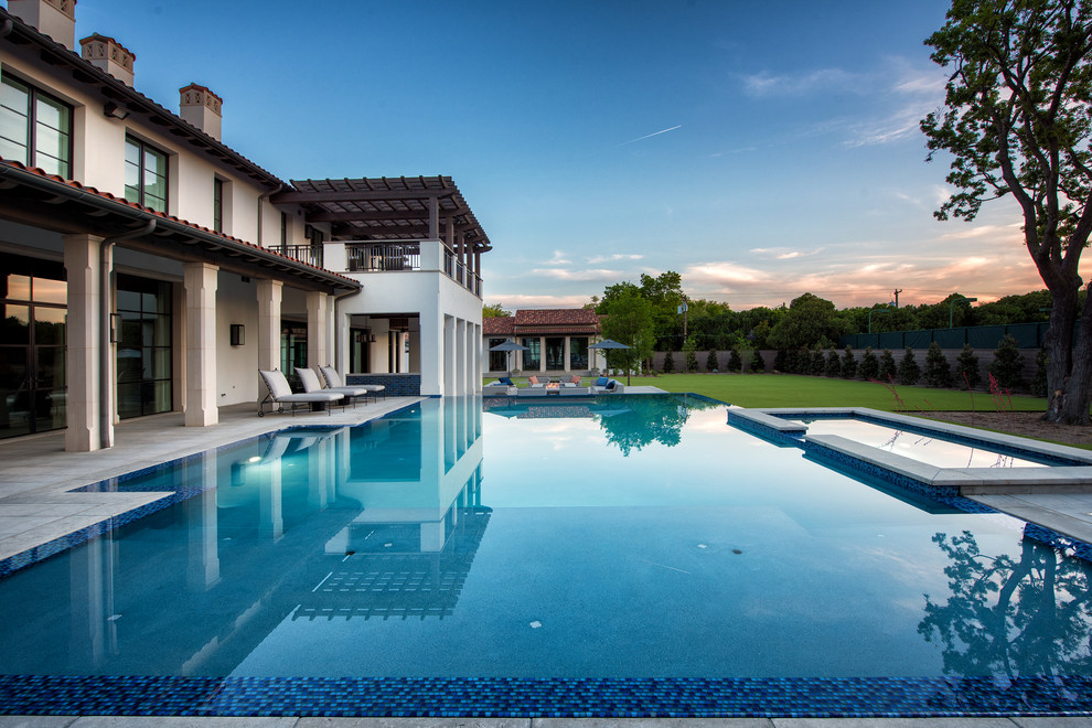 DELOACHE residence Pool Dallas by Symmetry Architects Houzz