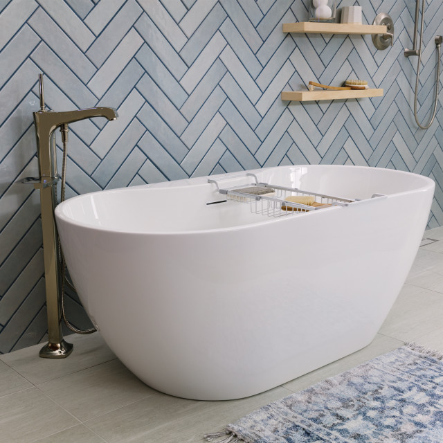 Ferguson 2022 Bathroom Classique Chic Salle de Bain Autres périmètres par Ferguson