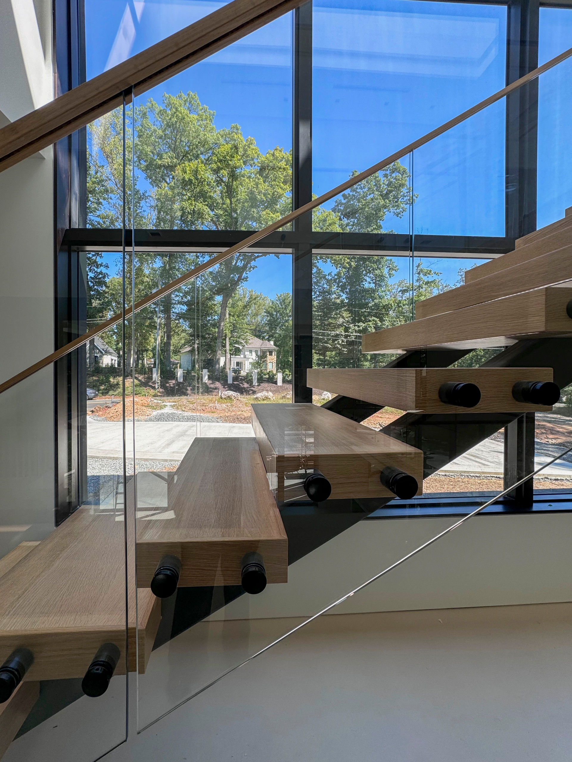126_Visually Open and Light Contemporary Staircase, Mclean, VA 22102