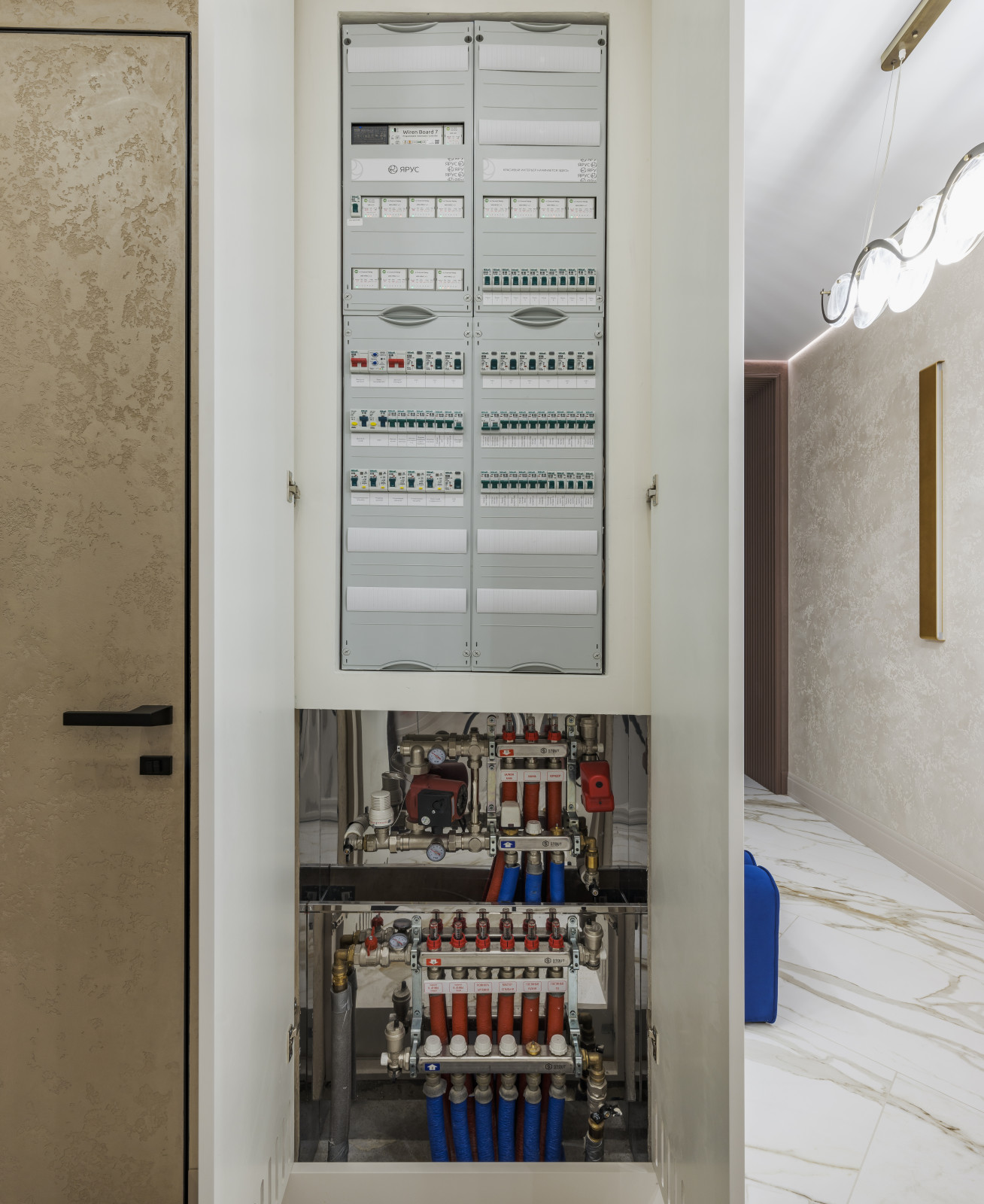 Реализация современной четырехкомнатной квартиры площадью 170 м²