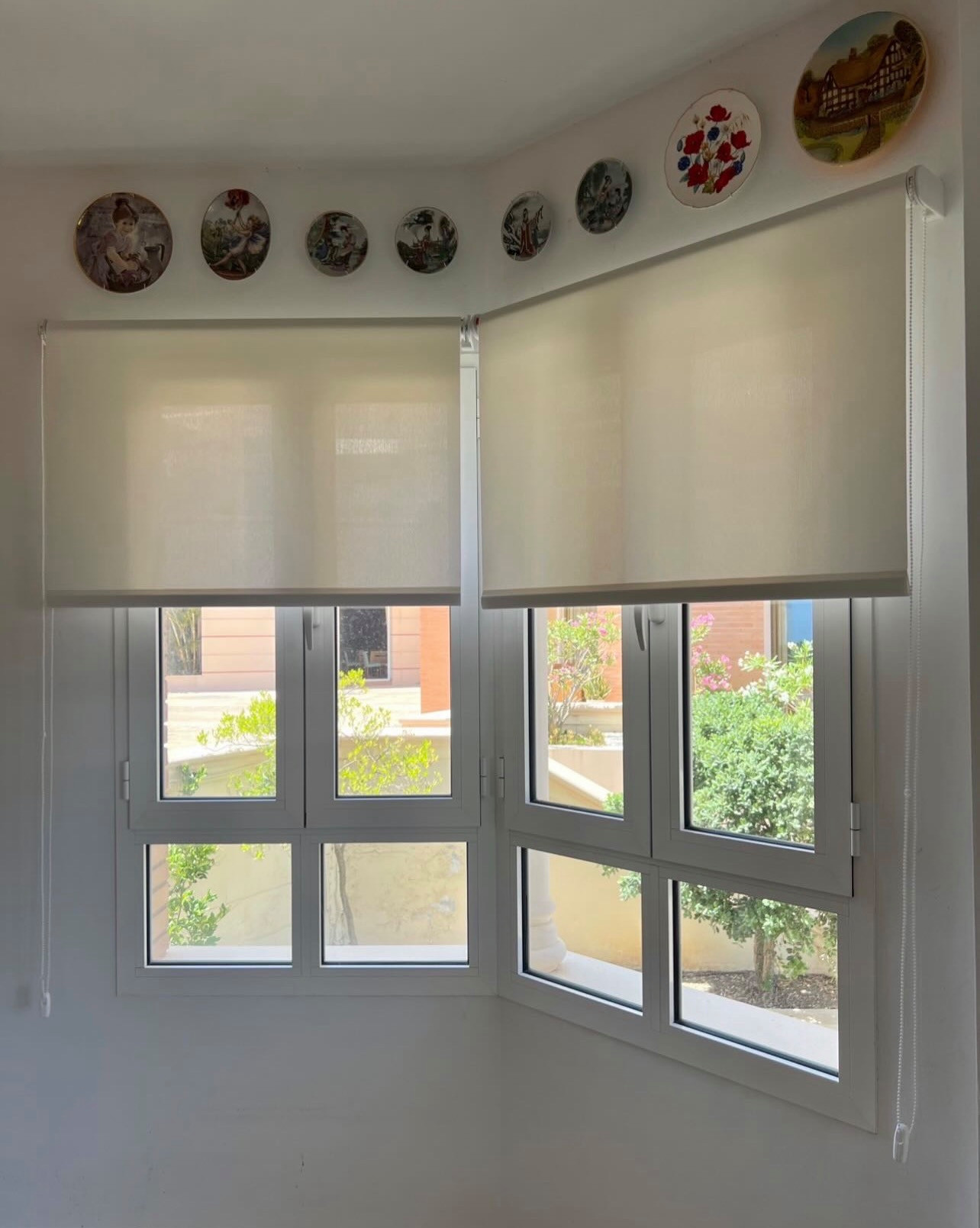 ROLLER BLINDS