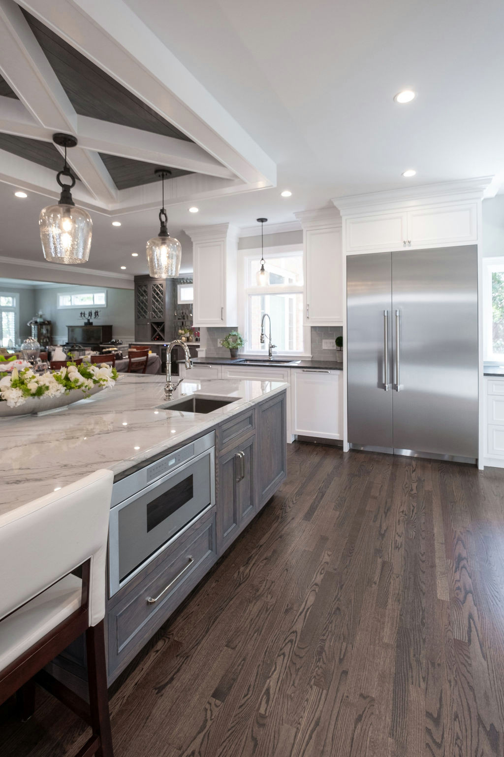 Modern Farmhouse Kitchen and Home Bar