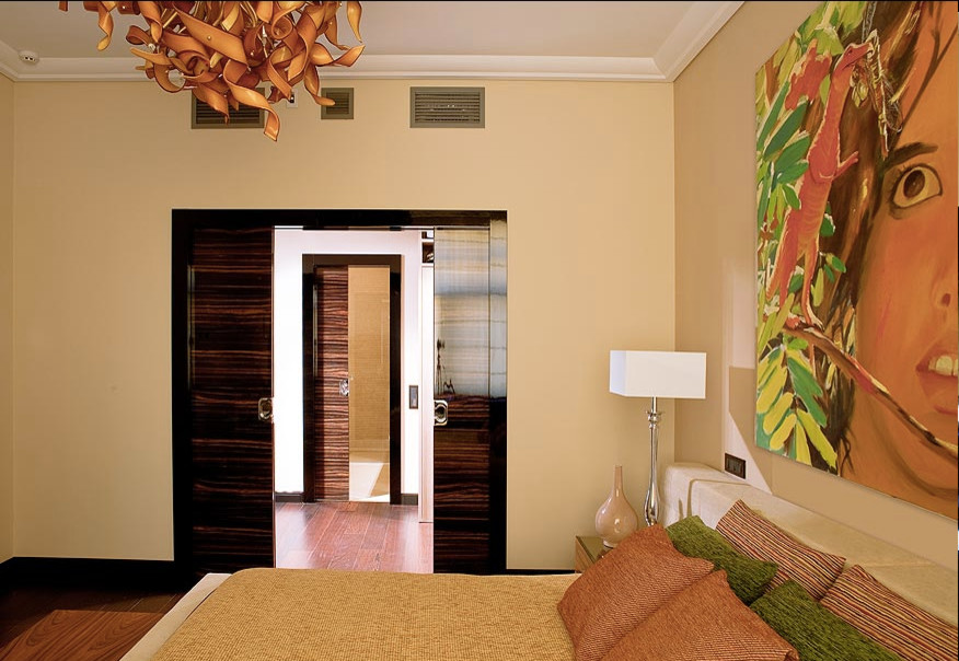 Частная квартира, 2011