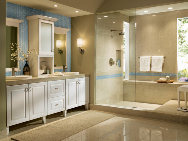 This is an example of a transitional bathroom in Phoenix.