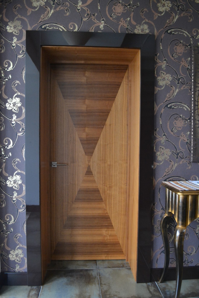 Двери мз массива