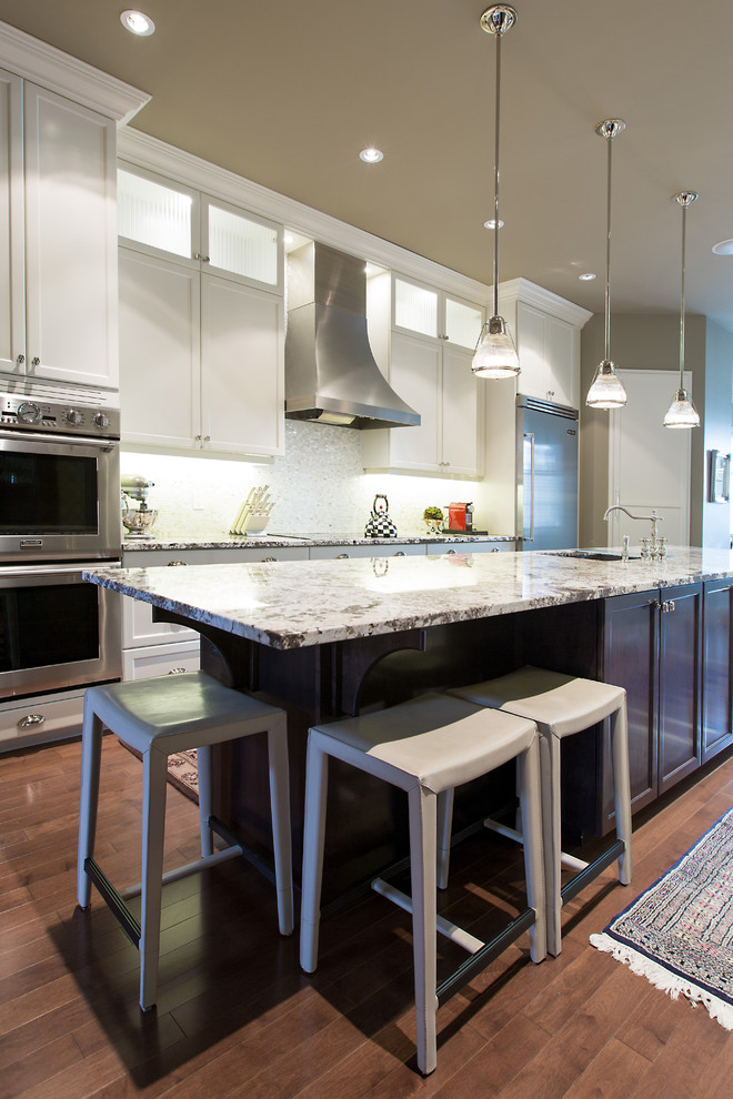 Transitional kitchen photo in Calgary