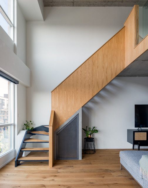 Downtown Loft Refresh contemporain-escalier