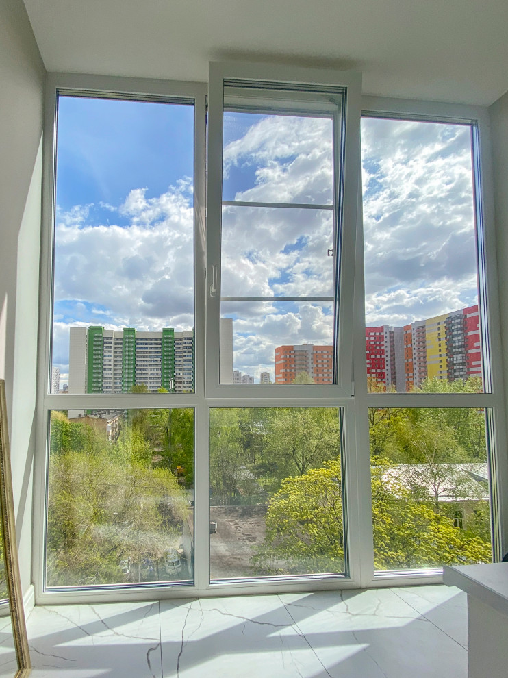 Замена старого остекления на пластиковые изделия Rehau GRAZIO.