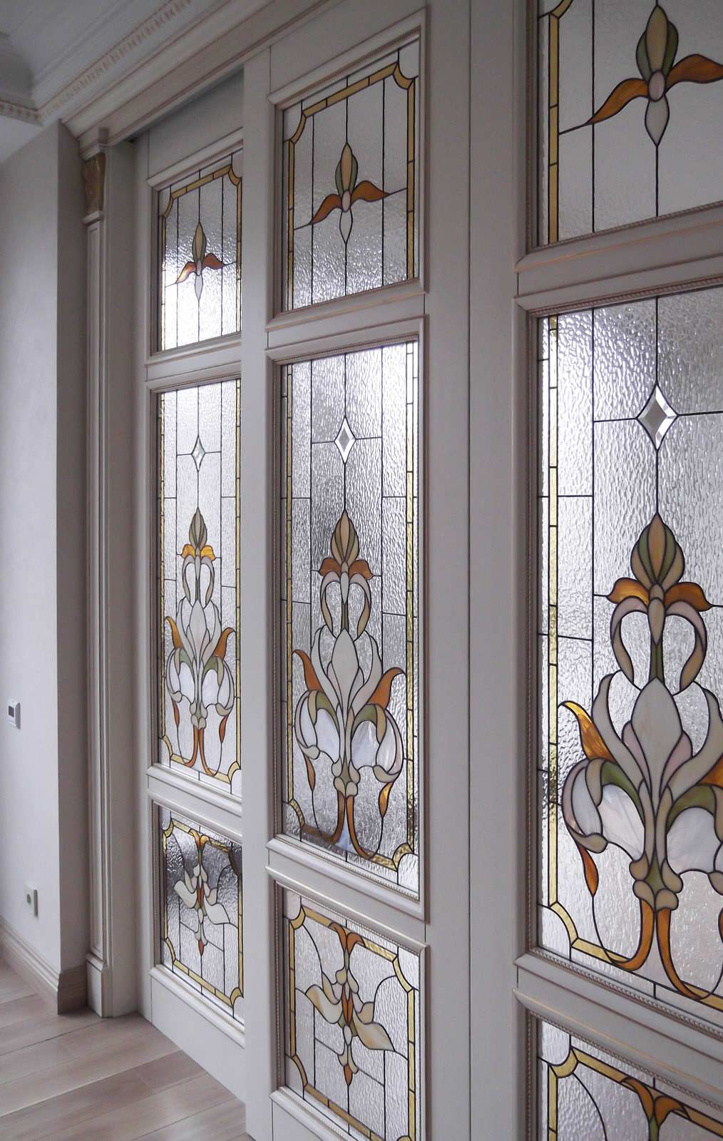 Реализация: Витражи в квартире на Шапова