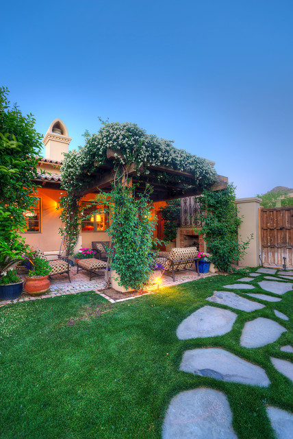 Troon Arizona Landscape (Scottsdale, AZ) - Mediterráneo - Jardín