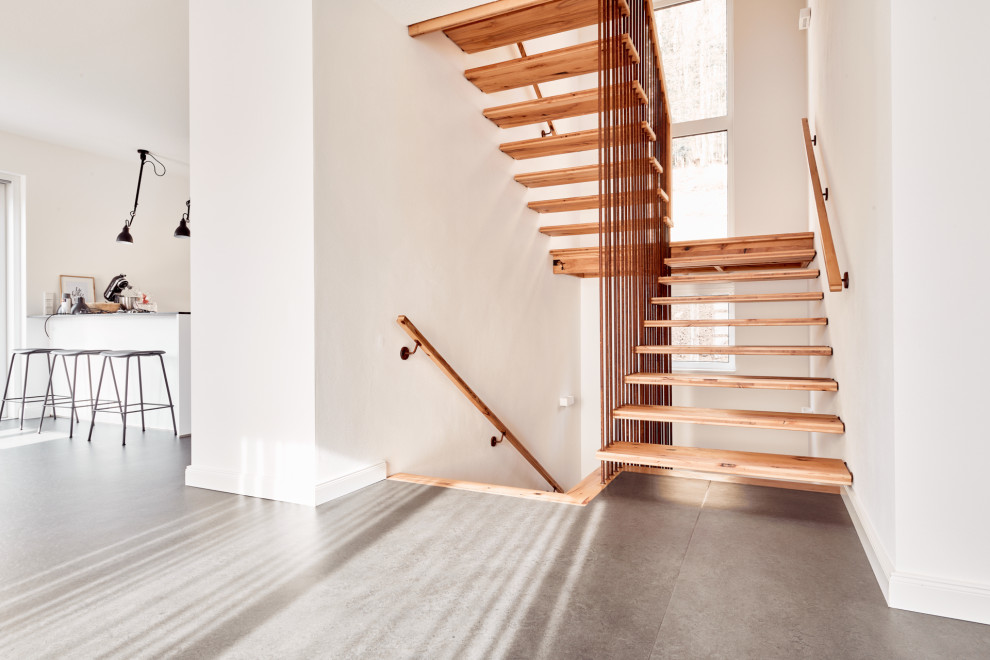 Консольная лестница из бука