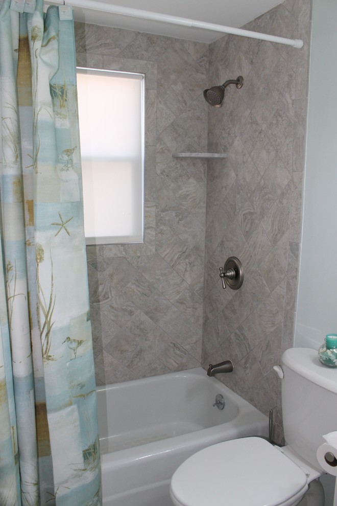 This is an example of a small beach style bathroom in New York.