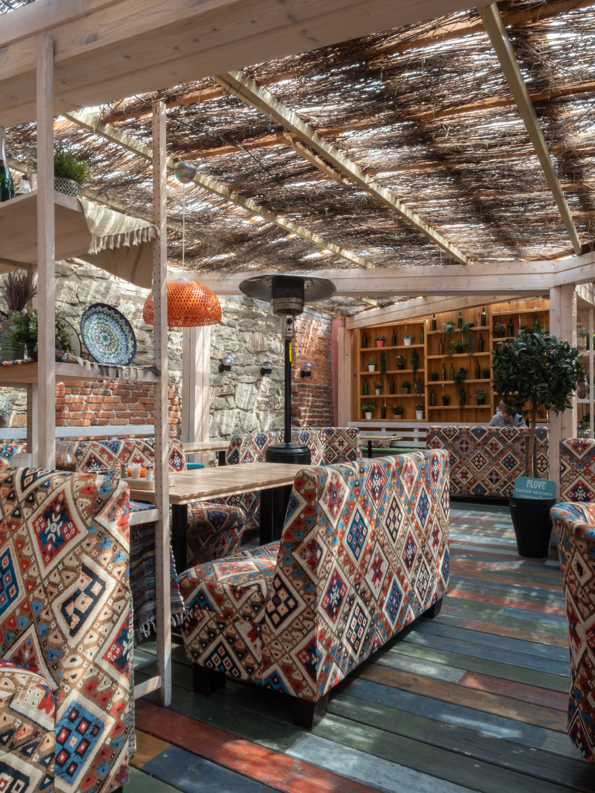 Ресторан восточной кухни в Челябинске - Plove