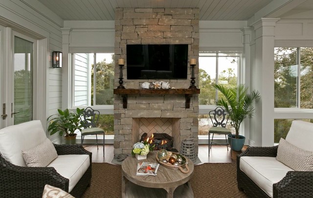 Wild Dunes Cottage coastal-veranda